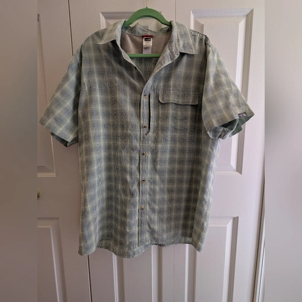 Northface Men's Plaid Short Sleeve Hiking Shirt XL Storage Pocket‎ Breathable